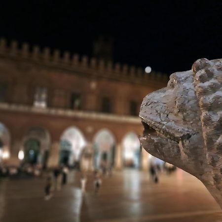 Appartamento Liberty เกรโมนา ภายนอก รูปภาพ
